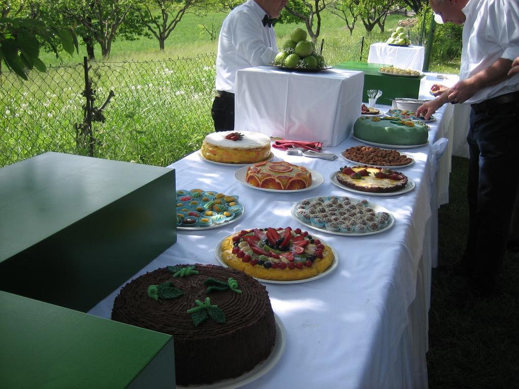 Вілла Agriturismo Ristorante Albachiara Carpeneto Екстер'єр фото